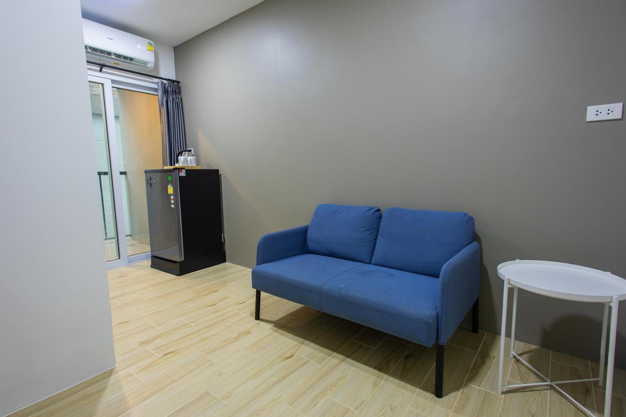 Zayn Express & Suites Bangkok Buitenkant foto